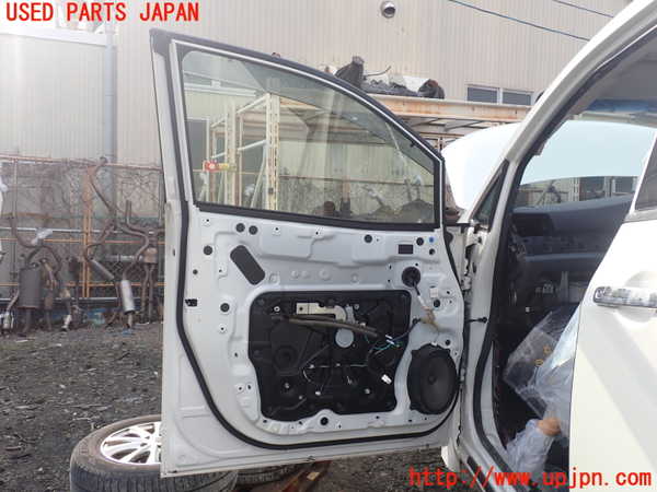 1UPJ-9238861260]エルグランド(TE52)左前ドア 中古 AGC M2H4 43R-00034_4