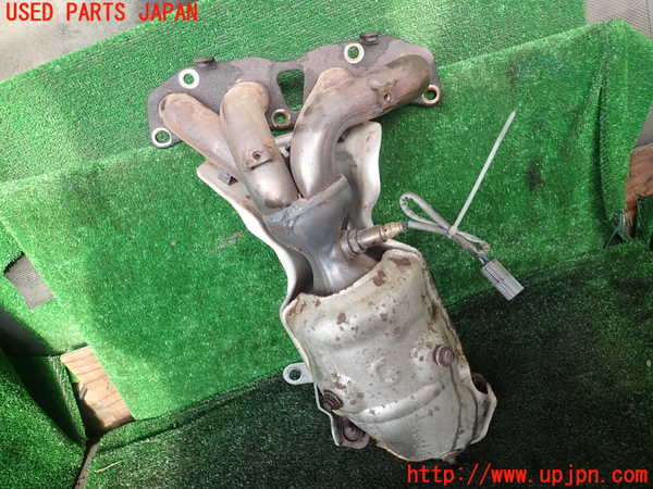 1UPJ-9238862041]エルグランド(TE52)エキマニ1 触媒 マニバーター 中古_2