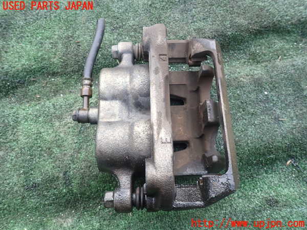 1UPJ-9238864080]エルグランド(TE52)右フロントキャリパー 中古_2