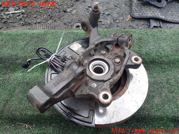 1UPJ-9238864290]エルグランド(TE52)右フロントナックルハブ 中古_2