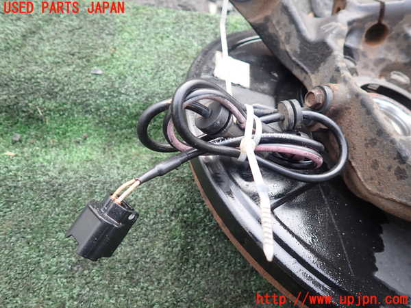 1UPJ-9238864290]エルグランド(TE52)右フロントナックルハブ 中古_3