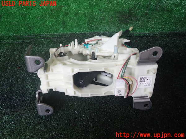 1UPJ-9238867555]エルグランド(TE52)ATシフトレバー 中古_3