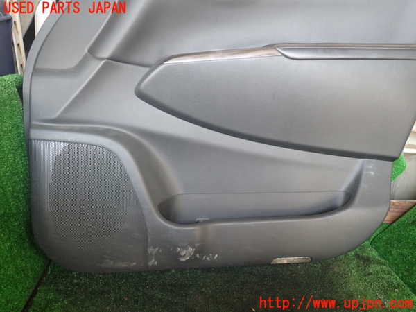 1UPJ-9238861234]エルグランド(TE52)右前ドア内張り 中古_3