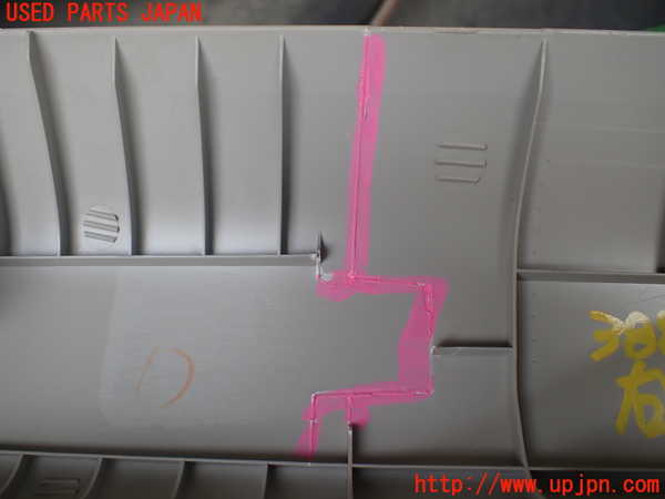 1UPJ-9238867655]エルグランド(TE52)右フロントピラートリム 中古_3