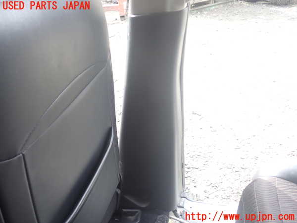 1UPJ-9238867665]エルグランド(TE52)右センターピラートリム 中古_3