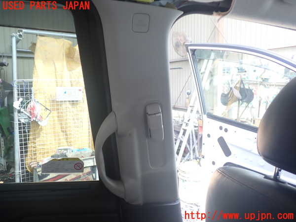 1UPJ-9238867670]エルグランド(TE52)左センターピラートリム 中古_2