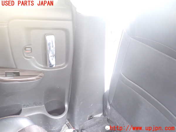 1UPJ-9238867670]エルグランド(TE52)左センターピラートリム 中古_3