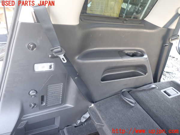 1UPJ-9238867680]エルグランド(TE52)左リアピラートリム 中古_4