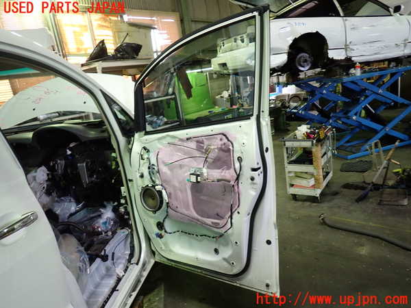 1UPJ-9238871230]アルファードG(ANH10W)右前ドア NSG M5O5 中古_5