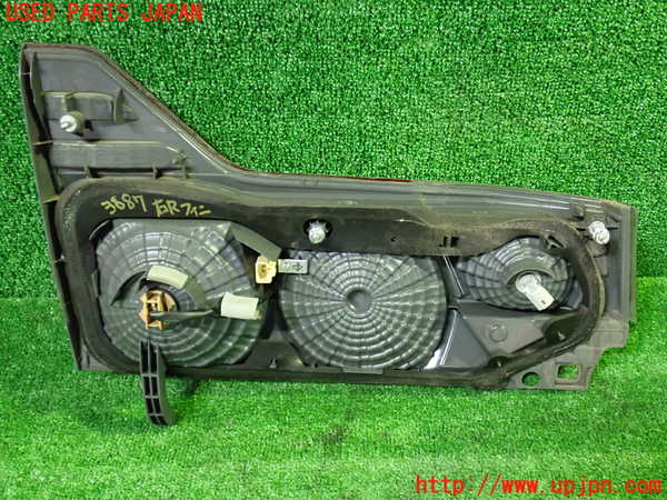 1UPJ-9238871550]アルファードG(ANH10W)右リアフィニッシャー 中古_2