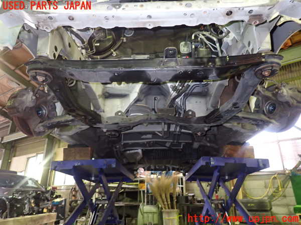 1UPJ-9238875285]アルファードG(ANH10W)フロントメンバー 中古_4