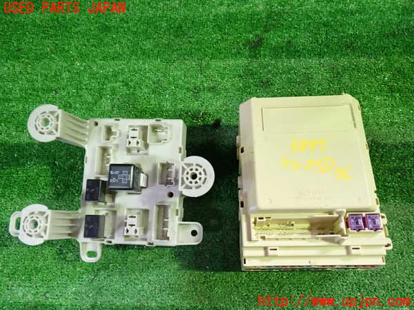 1UPJ-9238876741]アルファードG(ANH10W)ヒューズボックス1 中古_2