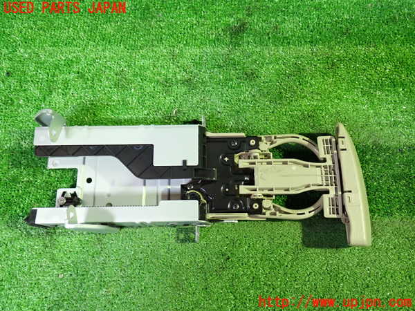 1UPJ-9238877810]アルファードG(ANH10W)ドリンクホルダー 中古_3