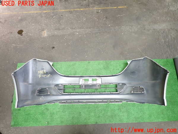 1UPJ-9238881010]ステップワゴン(RG1)フロントバンパー 中古_4