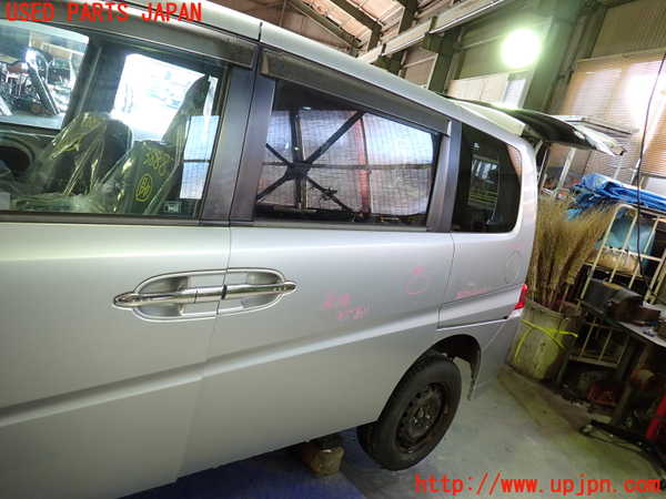 1UPJ-9238881320]ステップワゴン(RG1)左後ドア ASAHI M2L3 中古_3