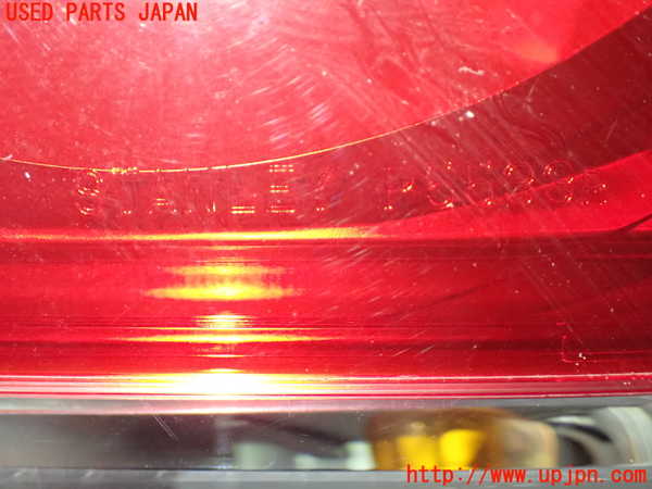 1UPJ-9238881530]ステップワゴン(RG1)右テールランプ 中古_3