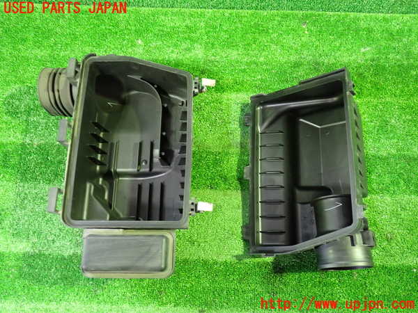 1UPJ-9238882560]ステップワゴン(RG1)エアクリーナーボックス 中古_2
