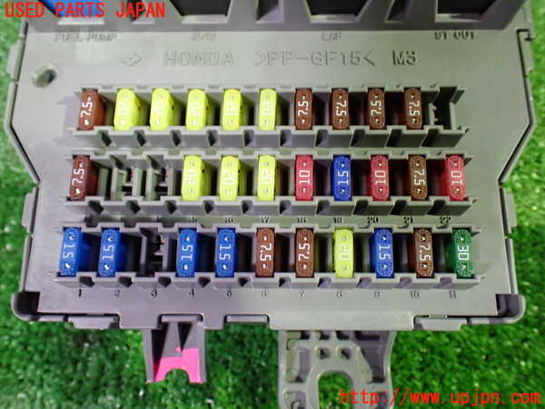 1UPJ-9238886742]ステップワゴン(RG1)ヒューズボックス2 中古_4