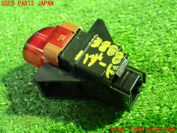 1UPJ-9238886290]ステップワゴン(RG1)ハザードスイッチ 中古_2
