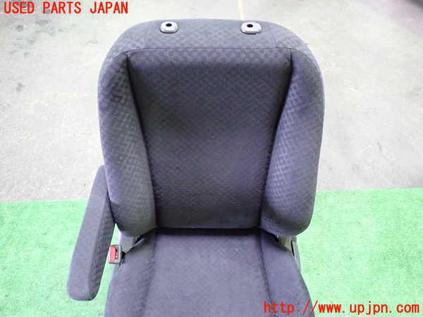 1UPJ-9238887065]ステップワゴン(RG1)助手席シート 中古_3