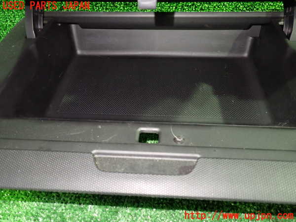 1UPJ-9238887841]ステップワゴン(RG1)小物入れ1 中古_3