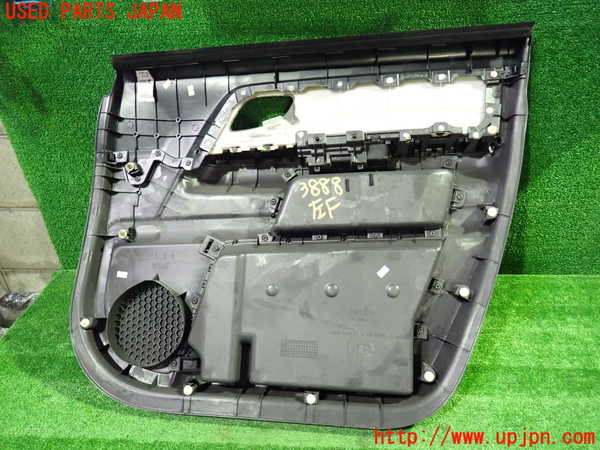 1UPJ-9238881264]ステップワゴン(RG1)左前ドア内張り 中古_4