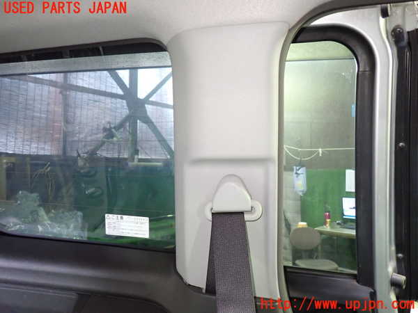 1UPJ-9238887680]ステップワゴン(RG1)左リアピラートリム 中古_2