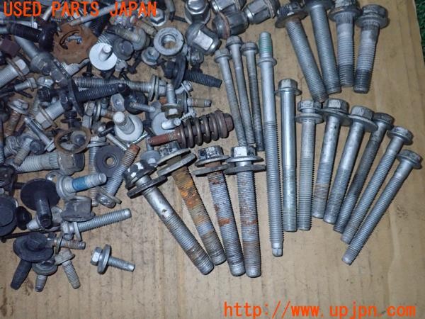 3UPJ=9238890720]ジープ コンパス(MK4924)ネジ・ナット・ステー類 セット ジャンク_4