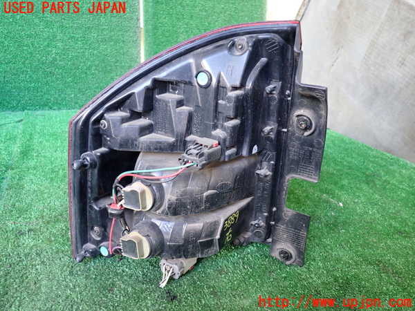 1UPJ-9238891530]ジープ・コンパス(MK4924)右テールランプ 中古_2
