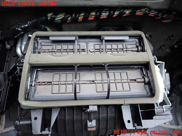 1UPJ-9238896081]ジープ・コンパス(MK4924)エバポレーター1 中古_2