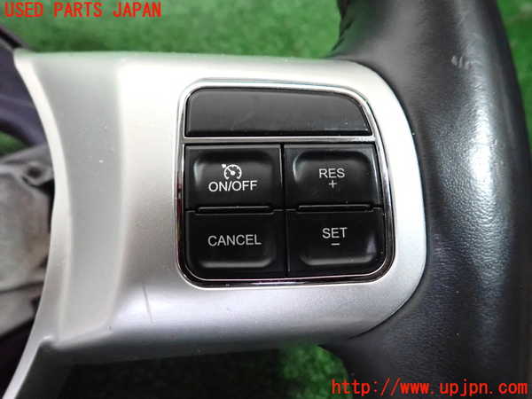 1UPJ-9238897855]ジープ・コンパス(MK4924)ステアリングホイール 中古_3