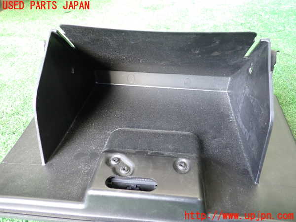 1UPJ-9238897516]ジープ・コンパス(MK4924)グローブボックス1 中古_2