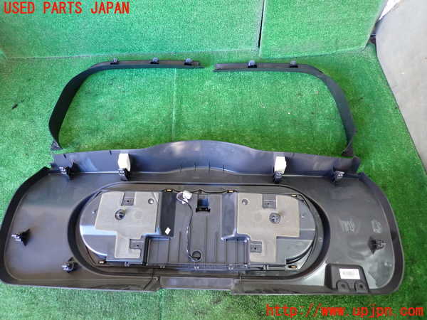 1UPJ-9238891578]ジープ・コンパス(MK4924)バックドア内張り 中古_2