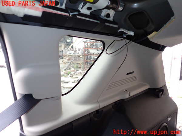 1UPJ-9238897675]ジープ・コンパス(MK4924)右リアピラートリム 中古_2