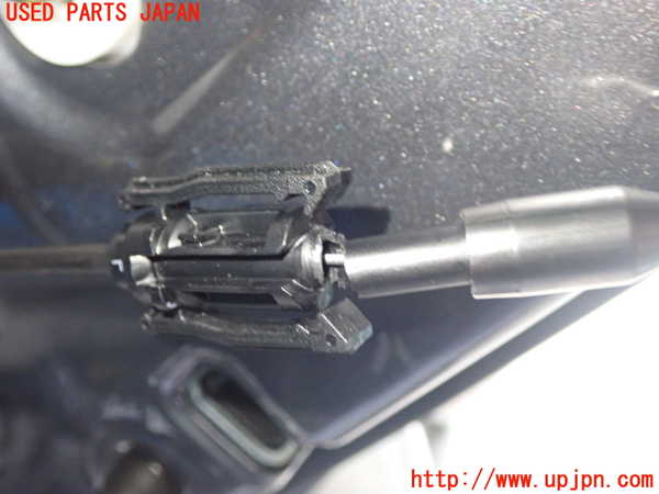 1UPJ-9238921230]レクサス・ES300h(AXZH11)右前ドア 中古 AGC M814 43R-000128_4