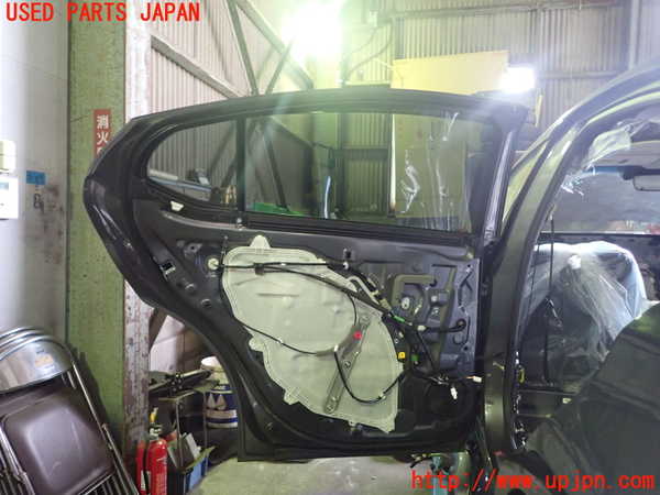 1UPJ-9238921320]レクサス・ES300h(AXZH11)左後ドア 中古 NSG M4Q8 43R-00123_3