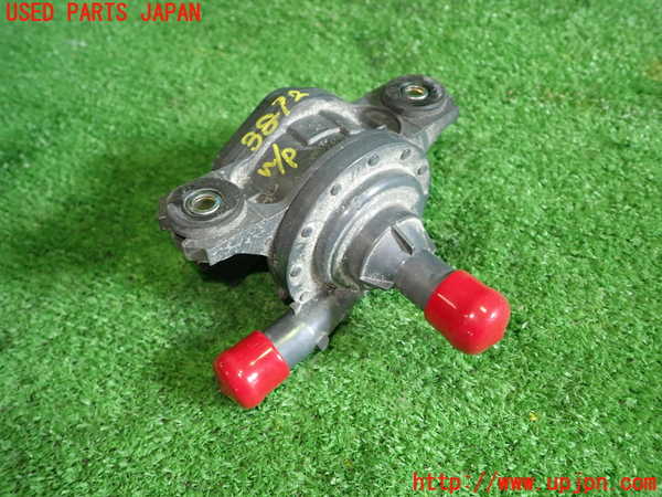 1UPJ-9238922110]レクサス・ES300h(AXZH11)ウォーターポンプ 中古_2