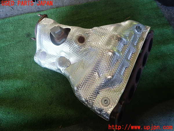 1UPJ-9238922661]レクサス・ES300h(AXZH11)触媒1 中古_2