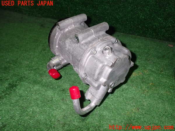 1UPJ-9238926025]レクサス・ES300h(AXZH11)エアコンコンプレッサー 中古_3