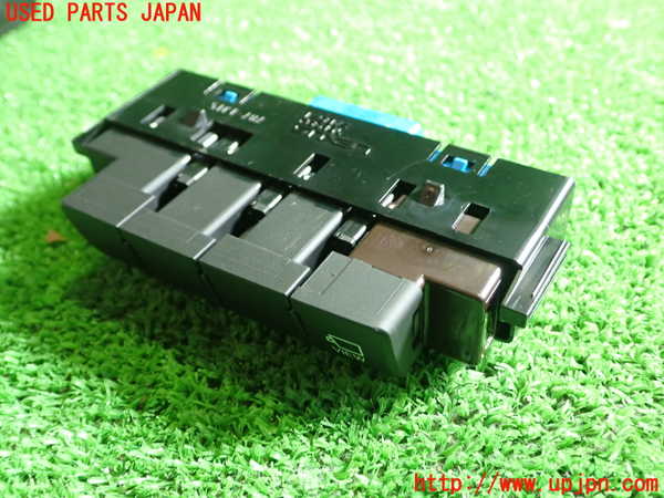 1UPJ-9238926309]レクサス・ES300h(AXZH11)スイッチ4(ビューカメラ) 中古_2