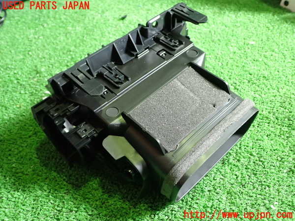 1UPJ-9238927527]レクサス・ES300h(AXZH11)エアコン吹き出し口2(左) 中古_3
