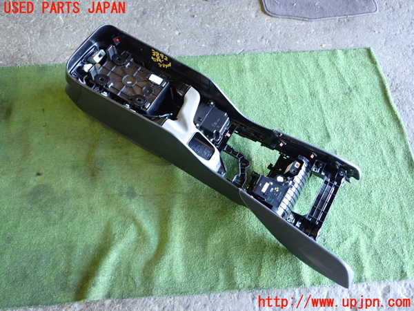 1UPJ-9238927540]レクサス・ES300h(AXZH11)センターコンソール 中古_5