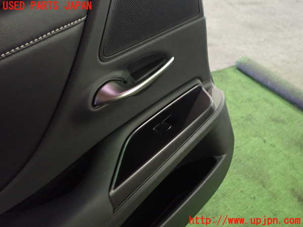 1UPJ-9238921324]レクサス・ES300h(AXZH11)左後ドア内張り 中古_2
