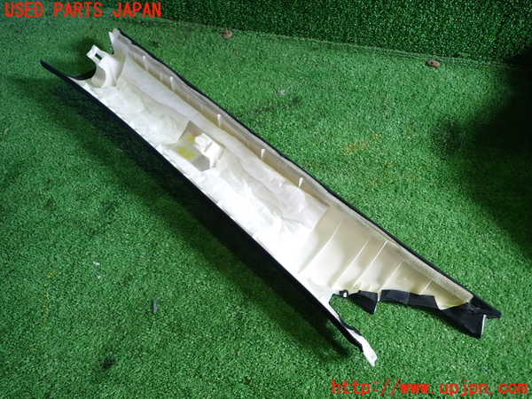 1UPJ-9238927655]レクサス・ES300h(AXZH11)右フロントピラートリム 中古_4