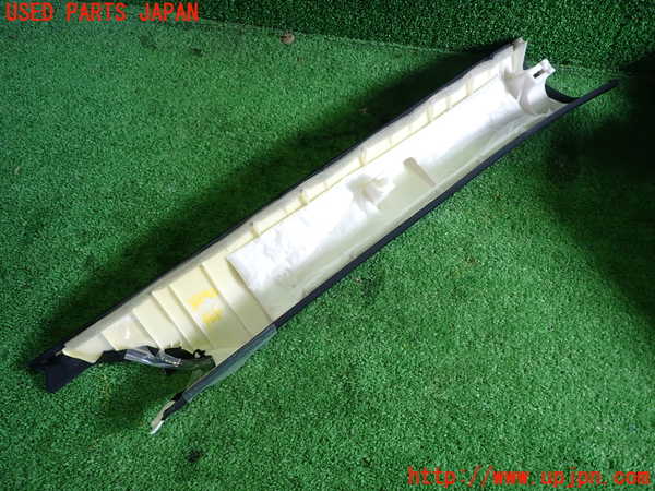 1UPJ-9238927660]レクサス・ES300h(AXZH11)左フロントピラートリム 中古_4