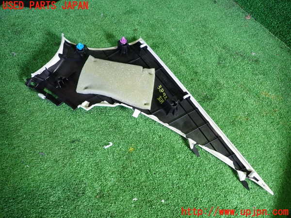 1UPJ-9238927680]レクサス・ES300h(AXZH11)左リアピラートリム 中古_5