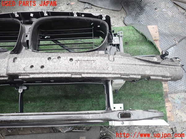 1UPJ-9238931041]BMW 740i(KA30)(F01)コアサポート 中古_3