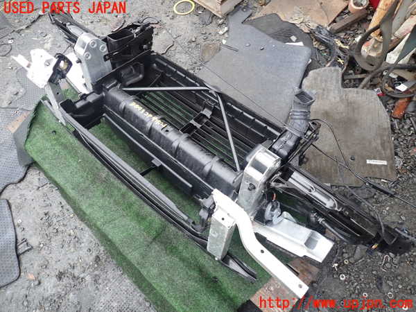 1UPJ-9238931041]BMW 740i(KA30)(F01)コアサポート 中古_5