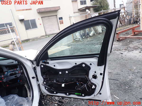 1UPJ-9238931230]BMW 740i(KA30)(F01)右前ドア 中古(43R-001026 M251)_4
