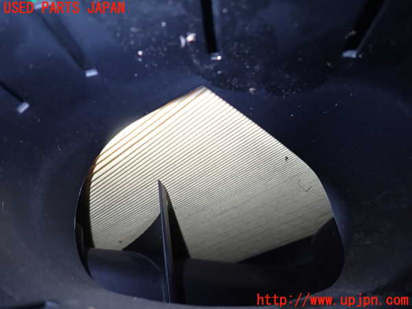 1UPJ-9238932560]BMW 740i(KA30)(F01)エアクリーナーボックス 中古_3